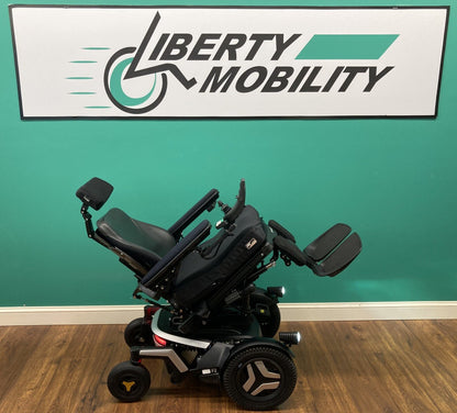 2021 Permobil F3 Wheelchair w/ Power Elevate,Tilt,Recline,Legs LIGHT KIT* LM7608