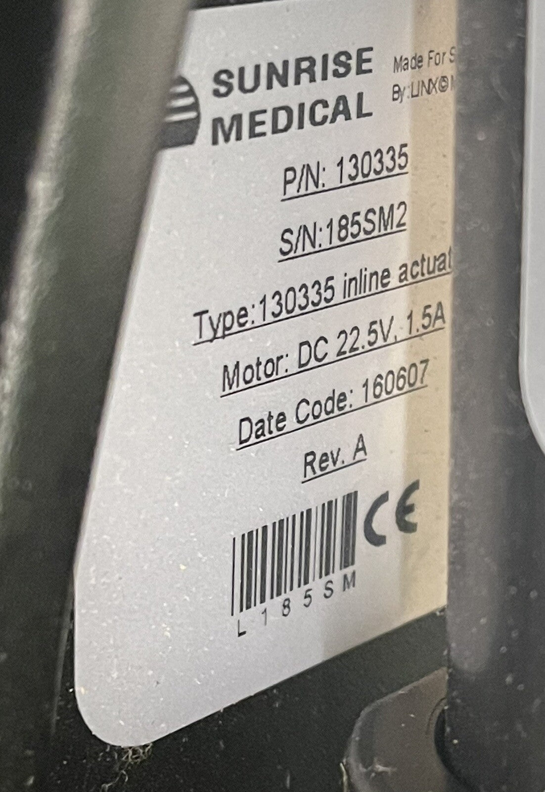 Quickie Center Mount Power Elevating Power Articulating Footrest Assembly #i301