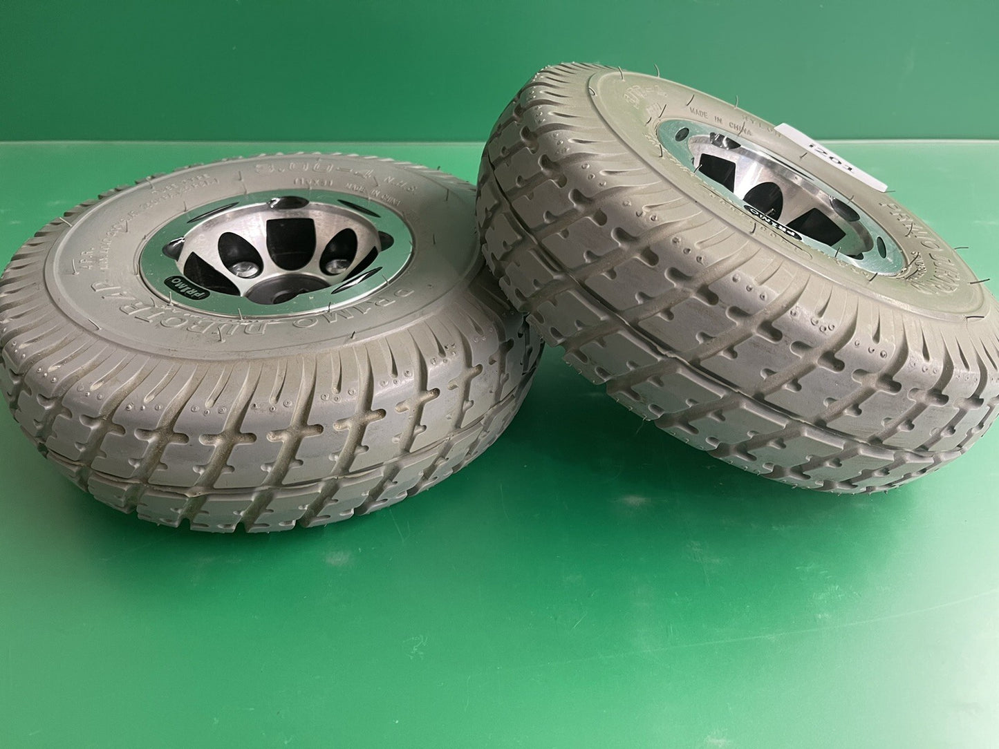 3.00-4 10"x3" Drive Wheel Assembly for Invacare Pronto Power Wheelchairs #i201
