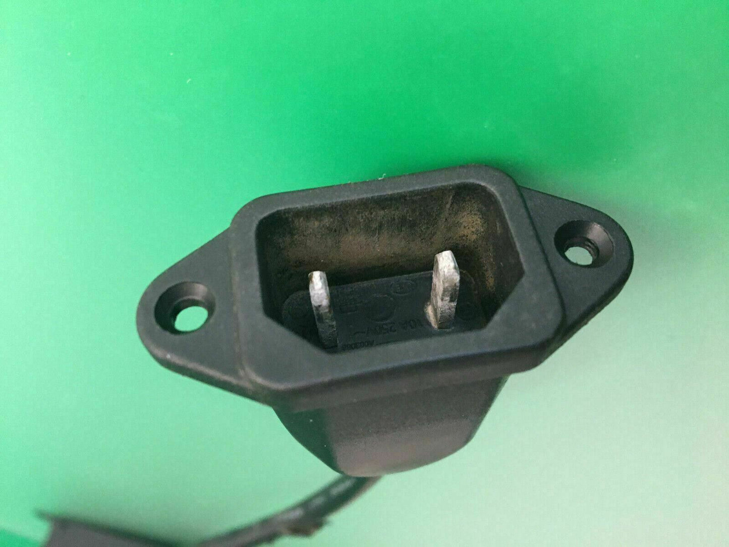 24 Volt 5 Amp On-Board Battery Charger for Invacare Pronto M91 4C24050A #E463
