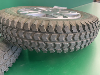 14"x3" (3.00-8) Flat Free Drive Wheel Assembly for Quantum Q6 Edge & Rival #i096