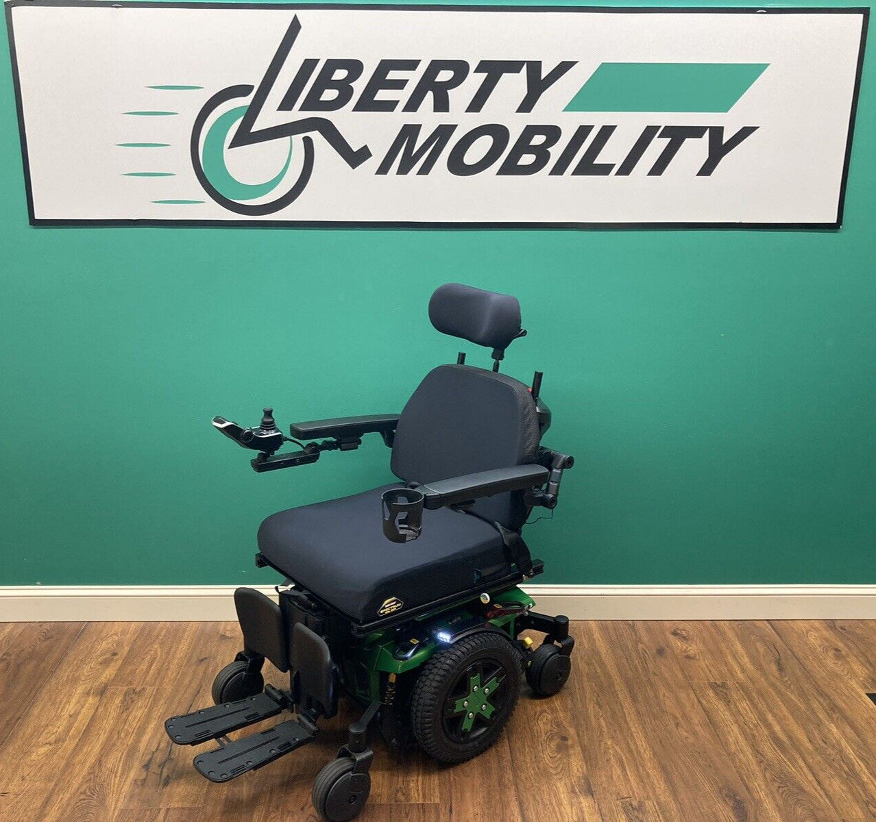 2020 Quantum EDGE 3 Wheelchair w/ Power Tilt,Recline & Footrest 0 miles* #LM7576