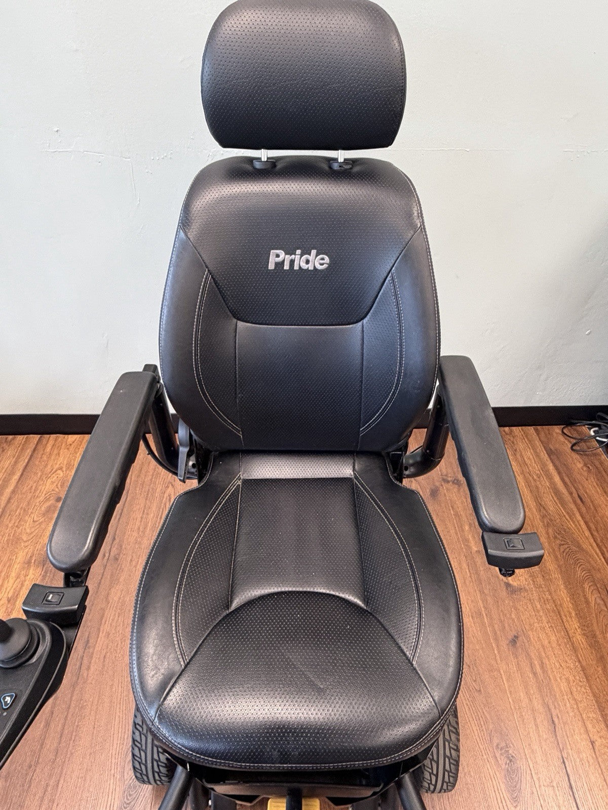 Pride Jazzy Air 2 Power Wheelchair w\ 12" Elevate Height ~300LB Capacity #LM7623