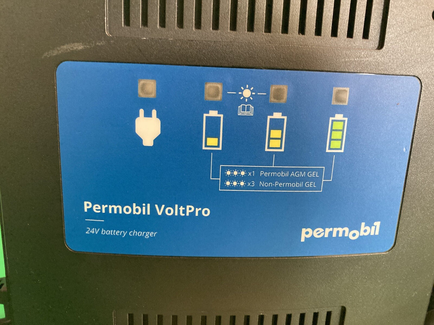 Permobil 10 amp VoltPro Power Wheelchair Battery Charger 24V 10A 616270 #K745
