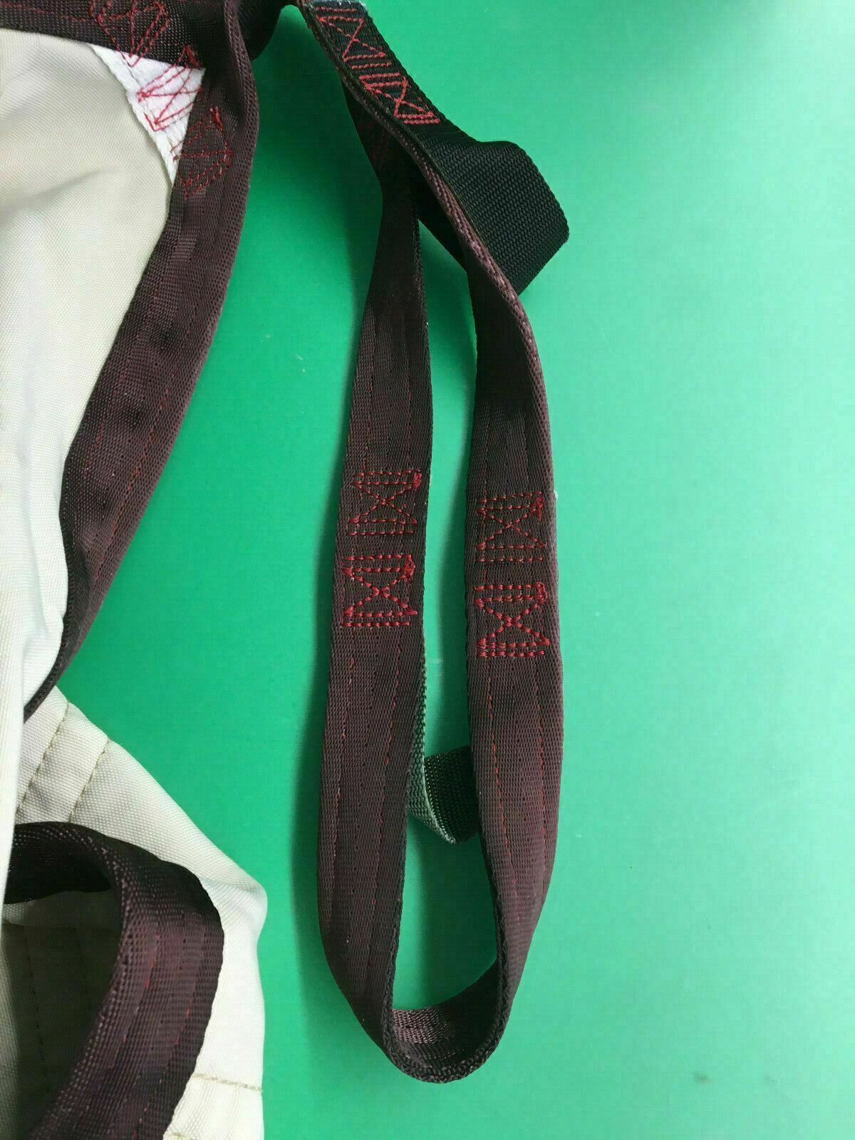 Deluxe Hoyer Patient Lift Sling, 1000 LB Rated (P/N:50312) Model: LARGE #E335