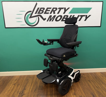 2024 Permobil F3 Wheelchair w/ Power Elevate,Tilt,Recline,Legs LIGHT KIT* LM7616