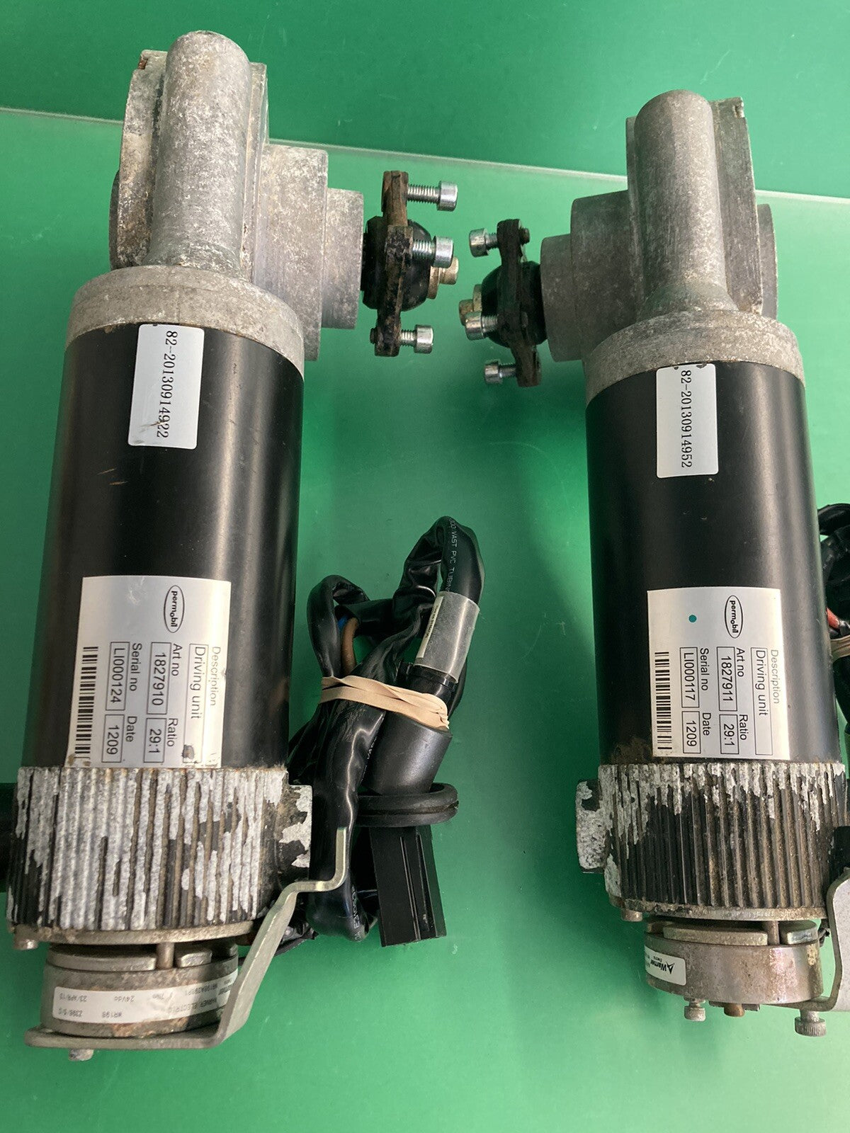 Motors for Permobil C300 Wheelchair 313935 / 313934 / 1827910 / 1827911 #J756