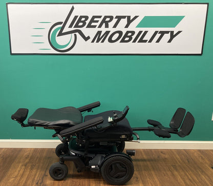 2021 Permobil F3 Wheelchair w/ Power Elevate,Tilt,Recline,Legs LIGHT KIT* LM7607