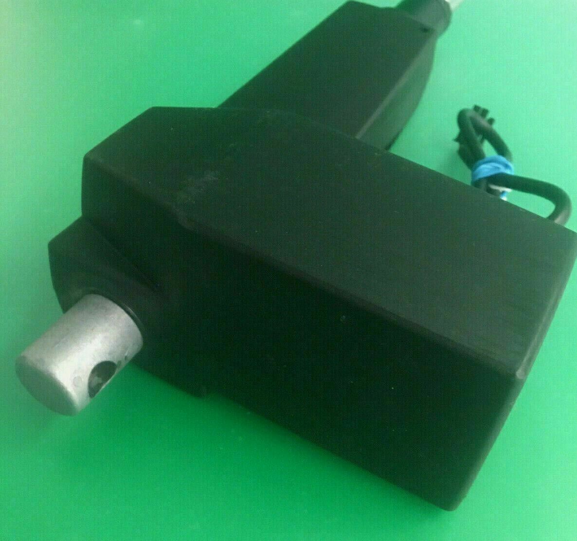 Recline Actuator Linak LA31-U110-04 from Quantum Q6 Edge Power Wheelchair #E637