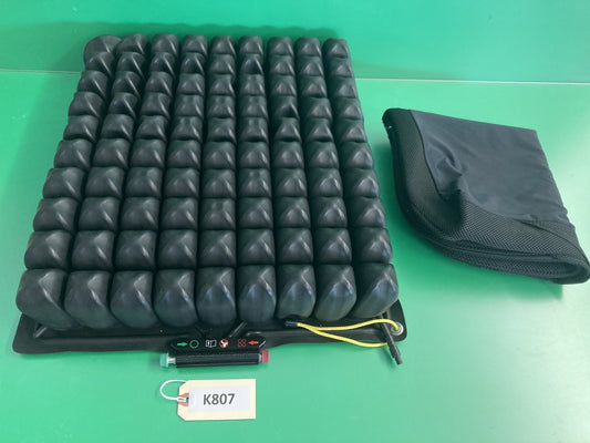 2021 Roho Air Cushion w/ Pump & Cover  17.75" X 18.50"X 4.25" QS910C #K807