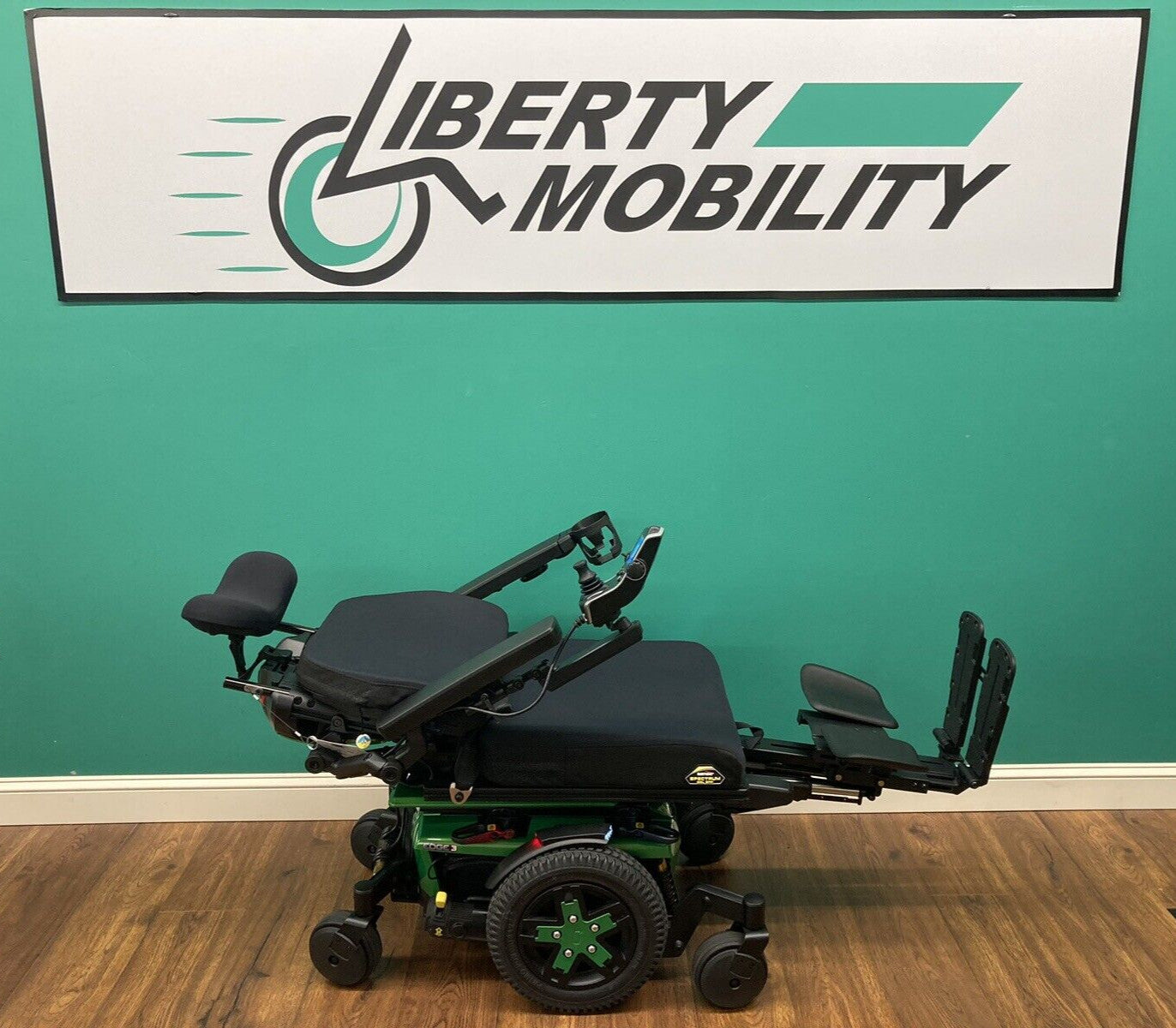2020 Quantum EDGE 3 Wheelchair w/ Power Tilt,Recline & Footrest 0 miles* #LM7576