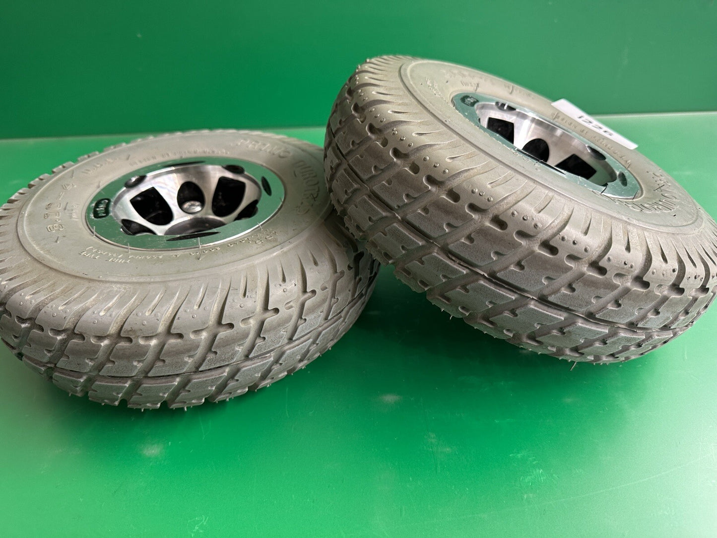 3.00-4 10"x3" Drive Wheel Assembly for Invacare Pronto Power Wheelchairs #i226