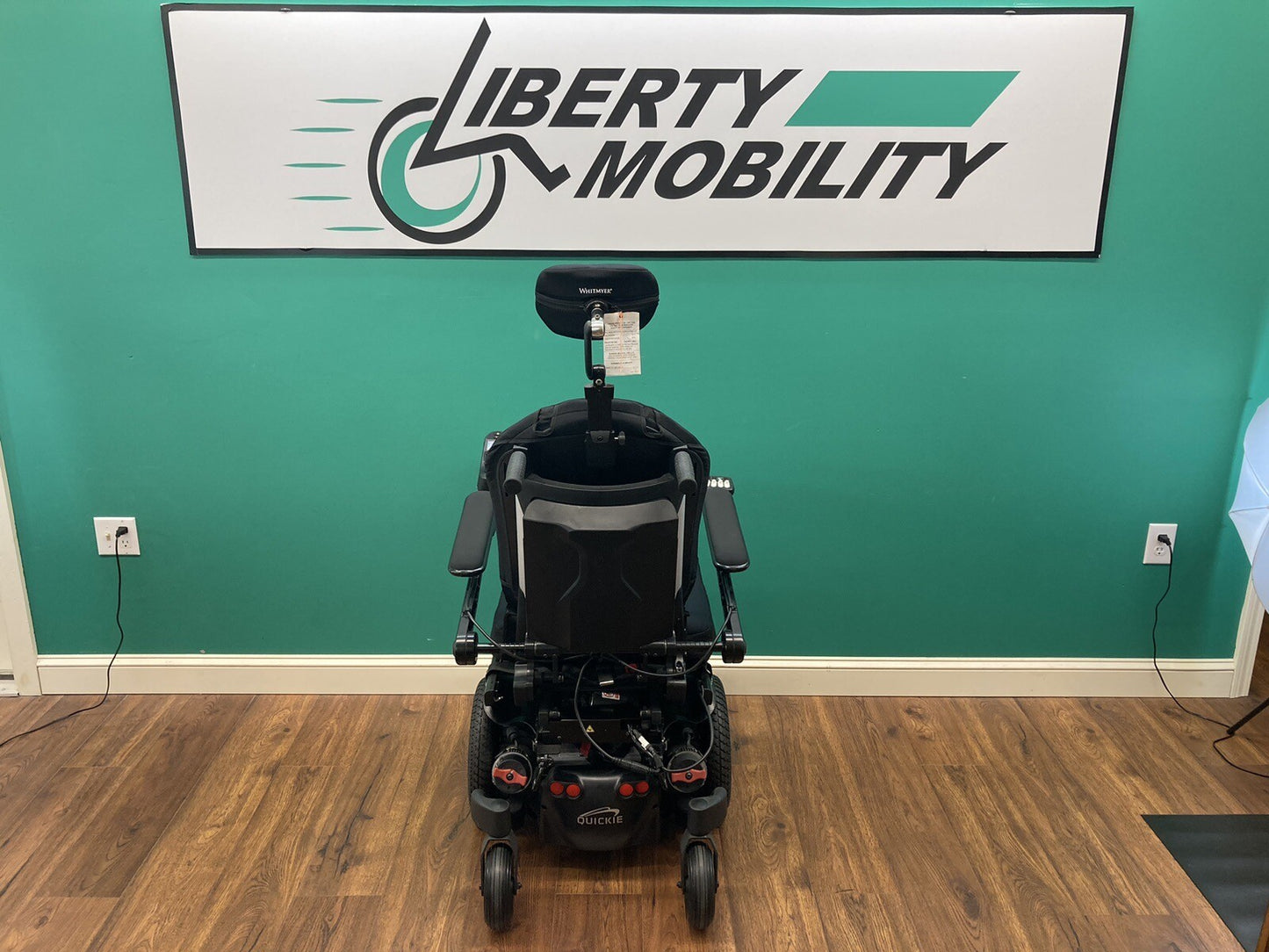 2023 Quickie Q500m w/ Tilt, Elevating & Articulating Power Footrest ~0 Miles*