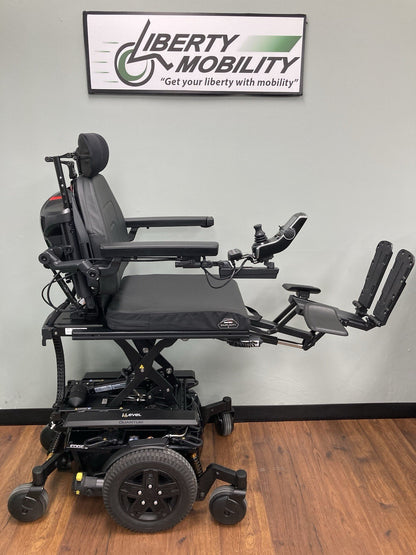 2024 Quantum EDGE 3 w/ Elevate, Tilt, Recline & Legs ~ 14 miles  #LM7625