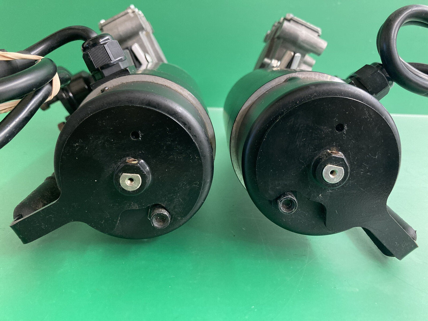 MOTORS FOR INVACARE TDX SP II 1188843 / M9278-02 / 1163412 - 1163413 #J970