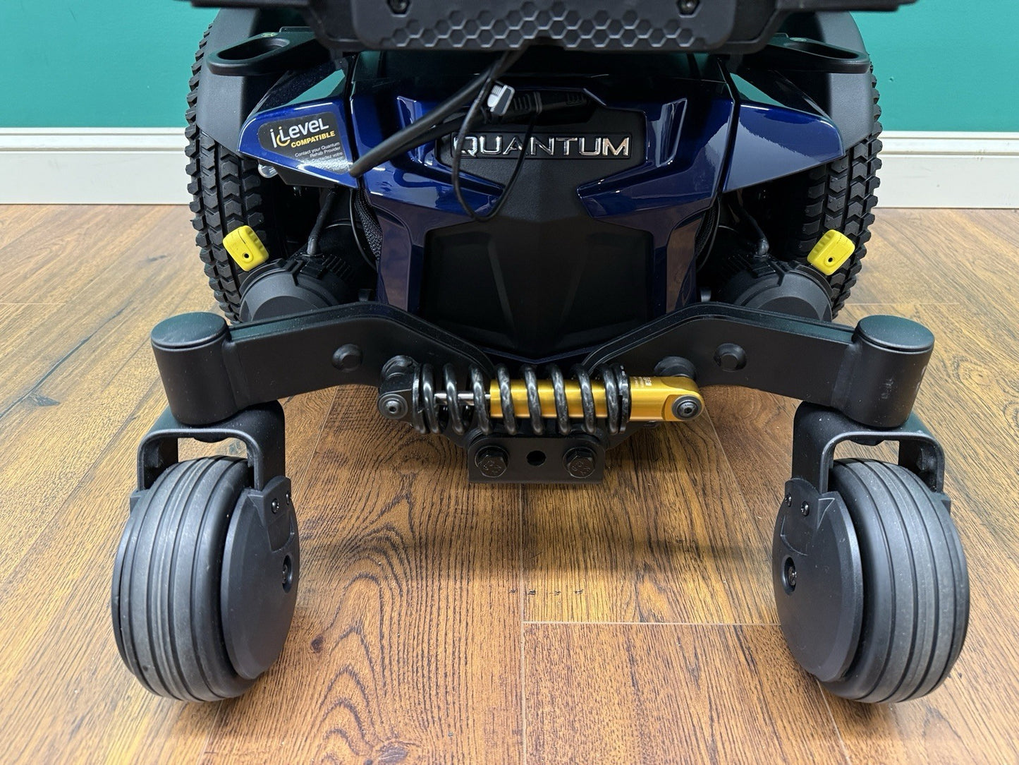 2024 Quantum EDGE 3 Wheelchair w/ Power Tilt,Recline & Footrest 3 miles* #LM7602