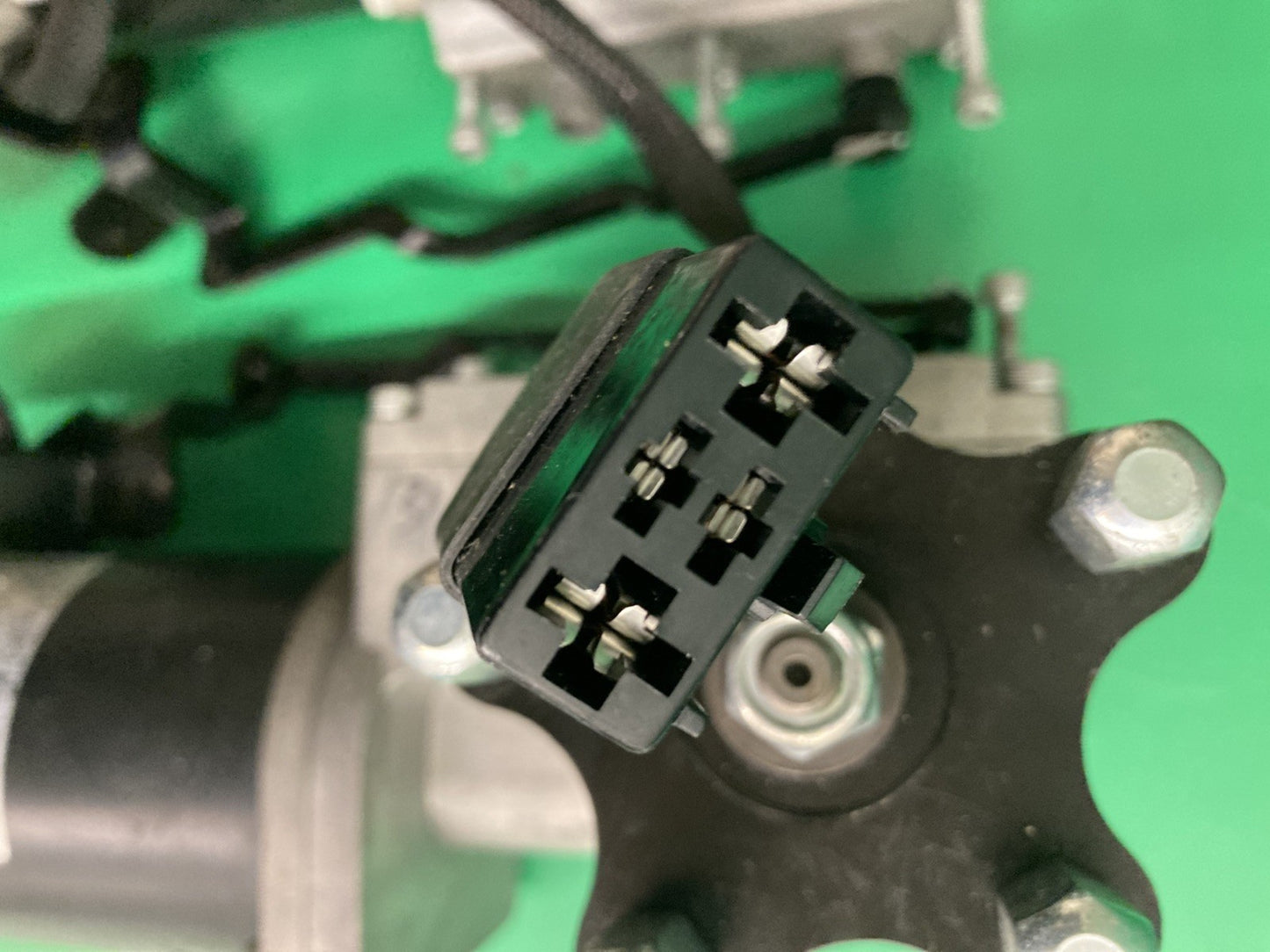 Right & Left Motors for Quantum Q6 Edge Powerchair -DRVASMB2223-DRVASMB224 #K946