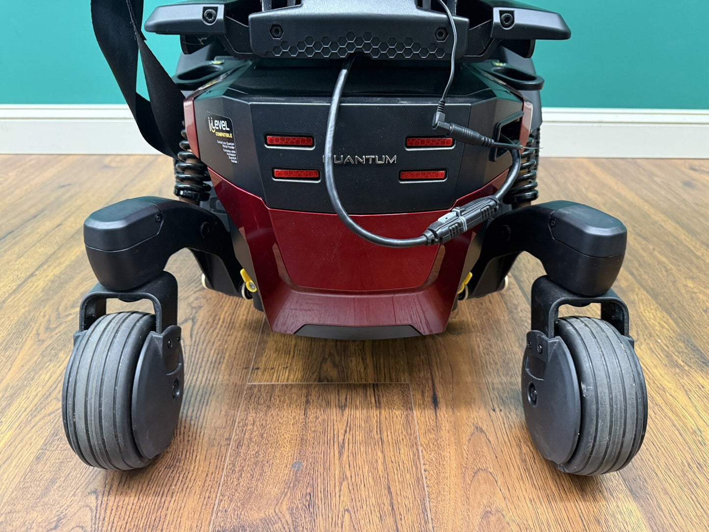 2022 Quantum EDGE 3 Stretto w/ Power Tilt, Recline & Legs ~Only 1 Mile* #LM7592