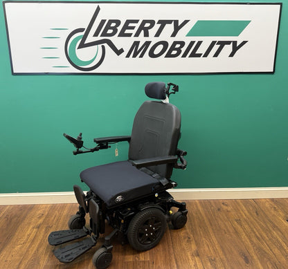 2020 Quantum EDGE 3 Wheelchair w/ Power Tilt & Power Footrest 1.8 miles* #LM7485