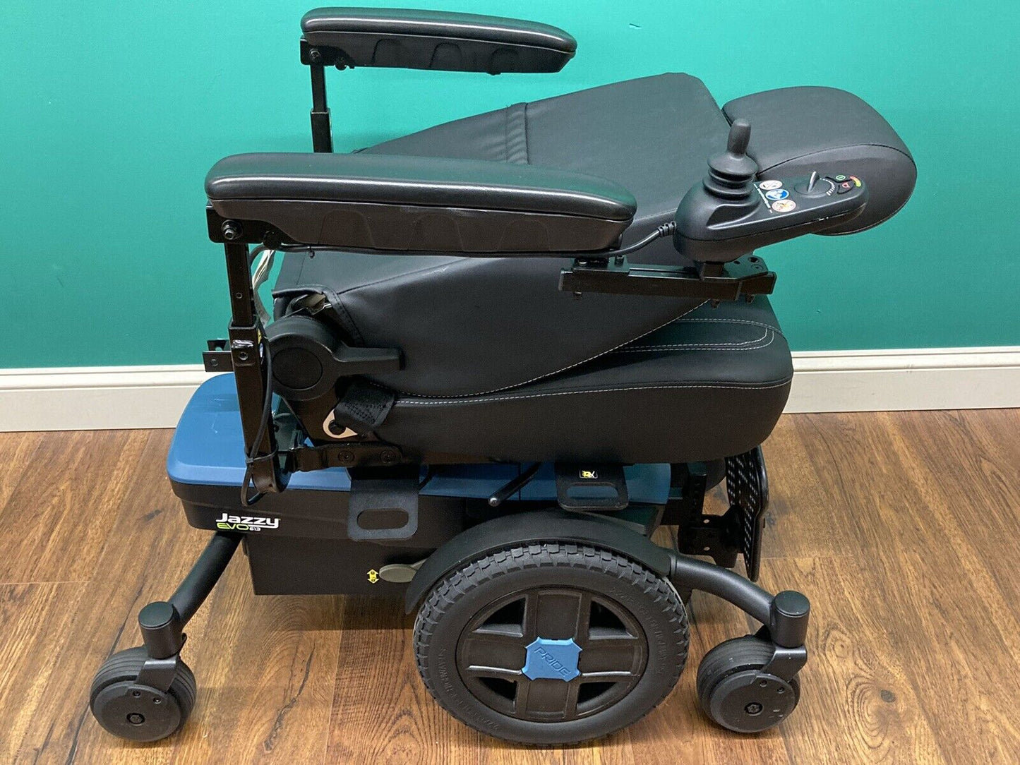 2022 Pride Jazzy EVO 613 Power Wheelchair w/ Swivel -LOW MILES* #LM7561
