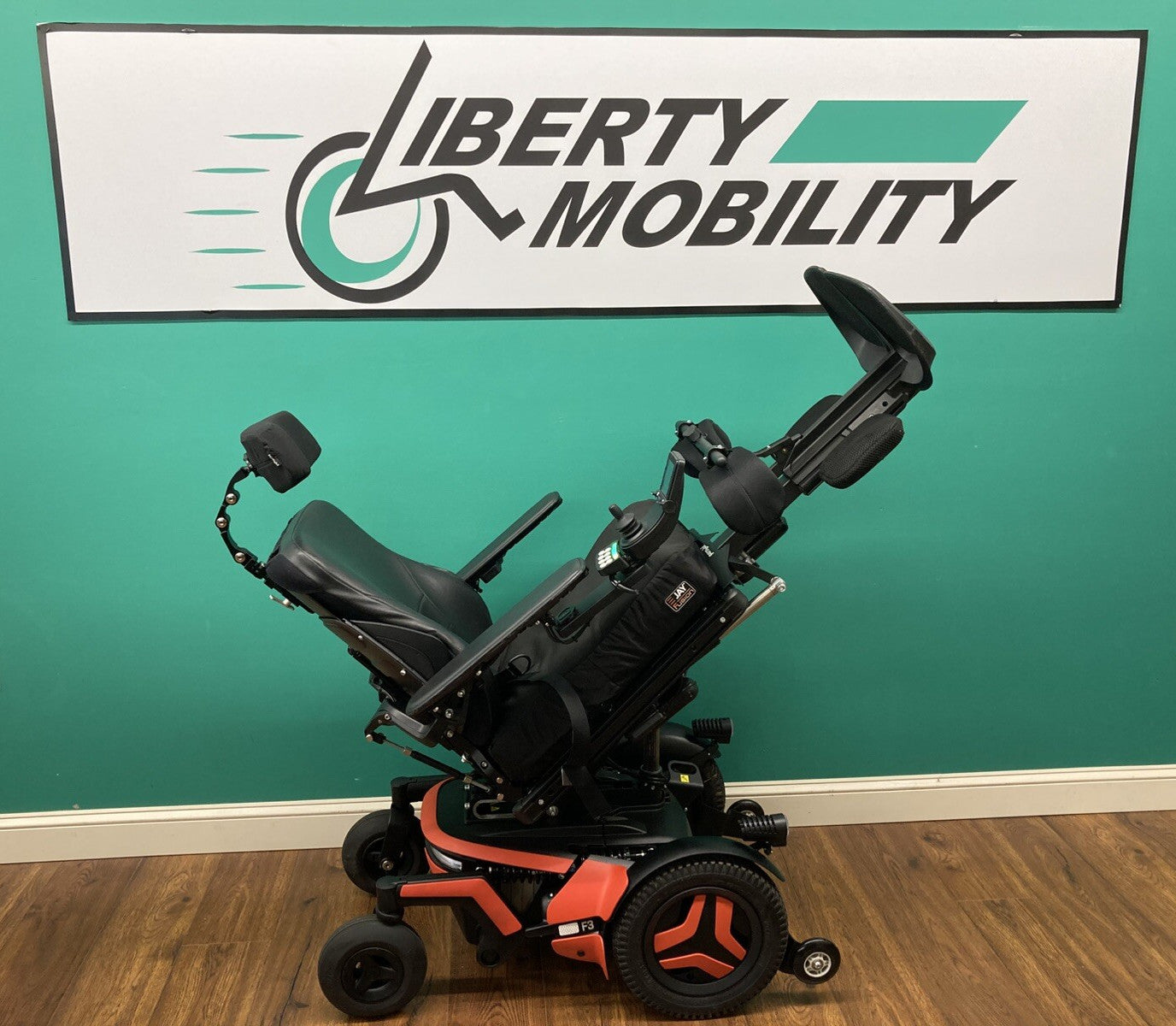 2022 Permobil F3 w/ Elevate, Tilt, Recline, Legs & 30° Anterior Tilt 51 Mi #7594