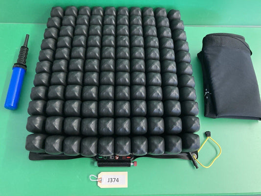 Roho ISOFLO Wheelchair Air Cushion w/ Pump 19.50" X 20.25"X 4.25" QS1011C #J374