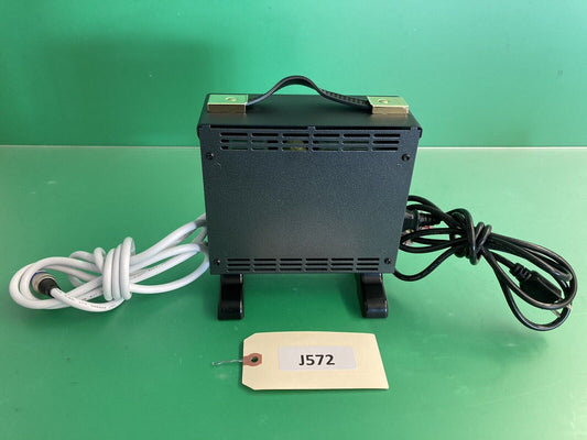24 Volt 8 Amp BATTERY CHARGER FOR POWER WHEELCHAIRS -MINT* ELE2000091 #J572