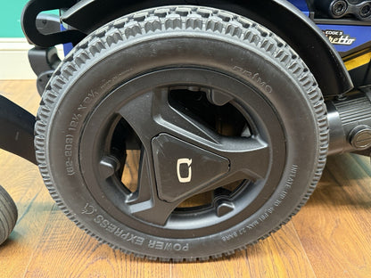 2024 Quantum EDGE 3 Stretto w/ Elevate, Tilt, Recline & Legs ~ Lights* #LM7603