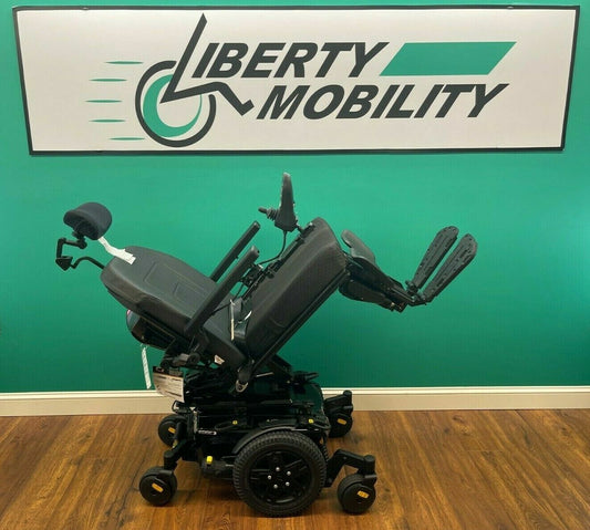 2020 Quantum EDGE 3 Wheelchair w/ Power Tilt & Power Footrest 1.8 miles* #LM7485