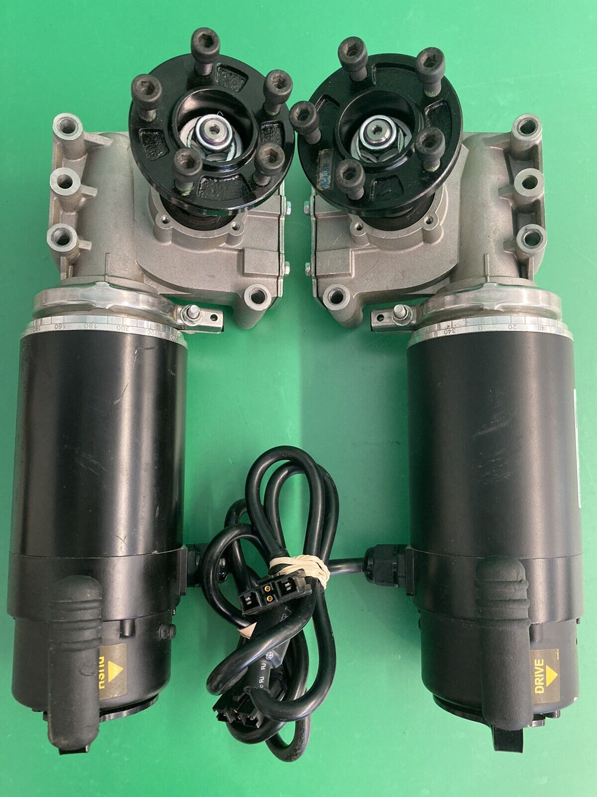 MOTORS FOR INVACARE TDX SP II 1188843 / M9278-02 / 1163412 - 1163413 #J764