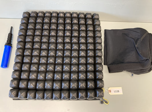 2020 Roho Air Cushion w/ Pump & Cover  20.00" X 21.75" X 4.25" 1R1112C #L128