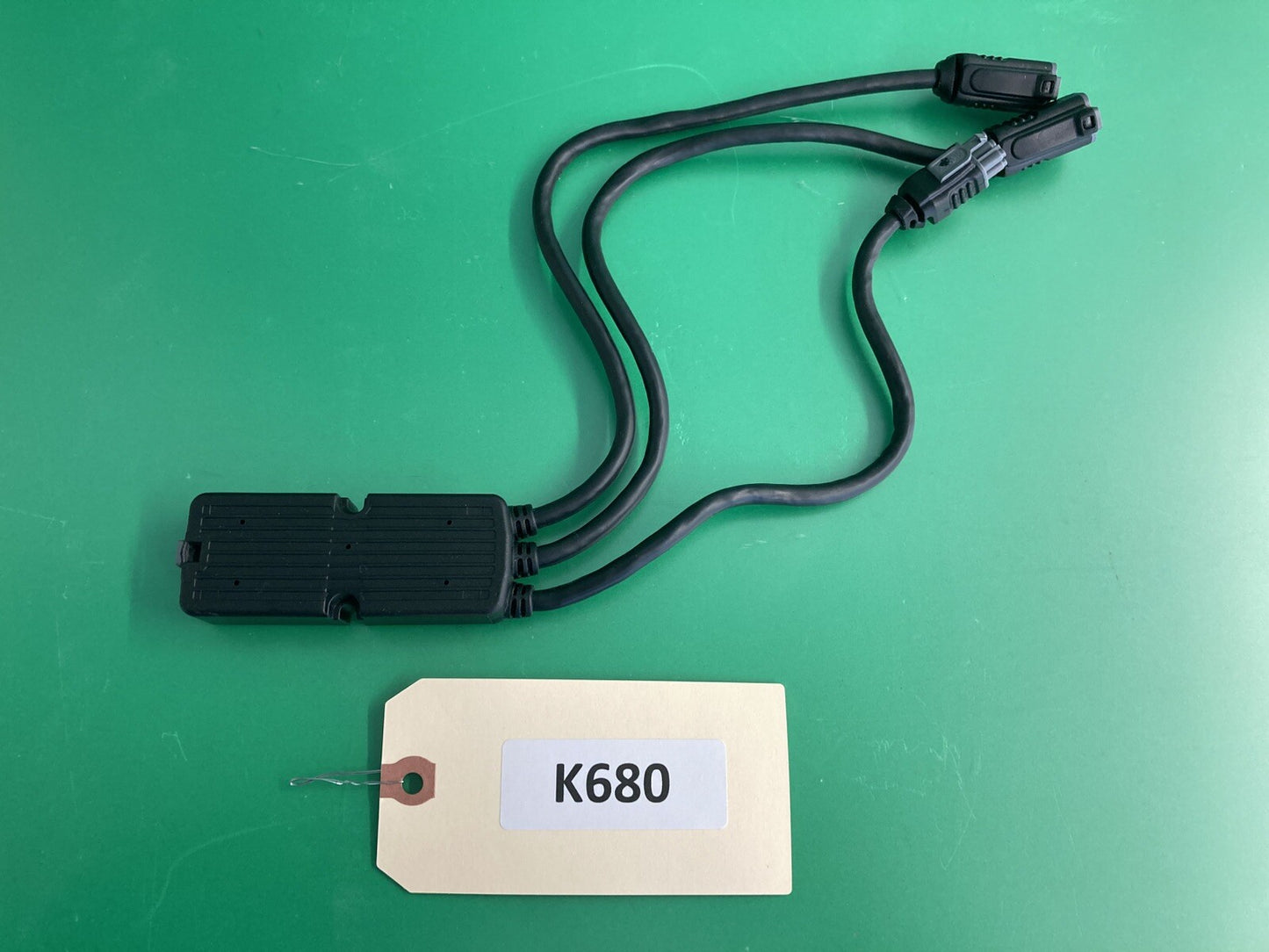 QLogic 3 Base Multiplier Cable Splitter for Quantum Power Wheelchairs #K680