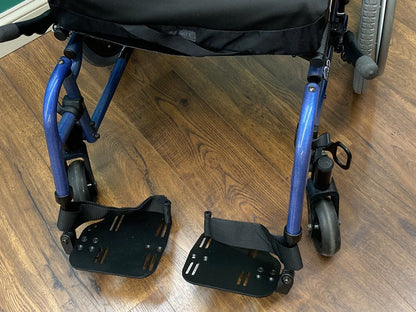 Quickie 2 Manual Wheelchair w/ Elevating & Stationary Leg Rests 19" x 20" #7550