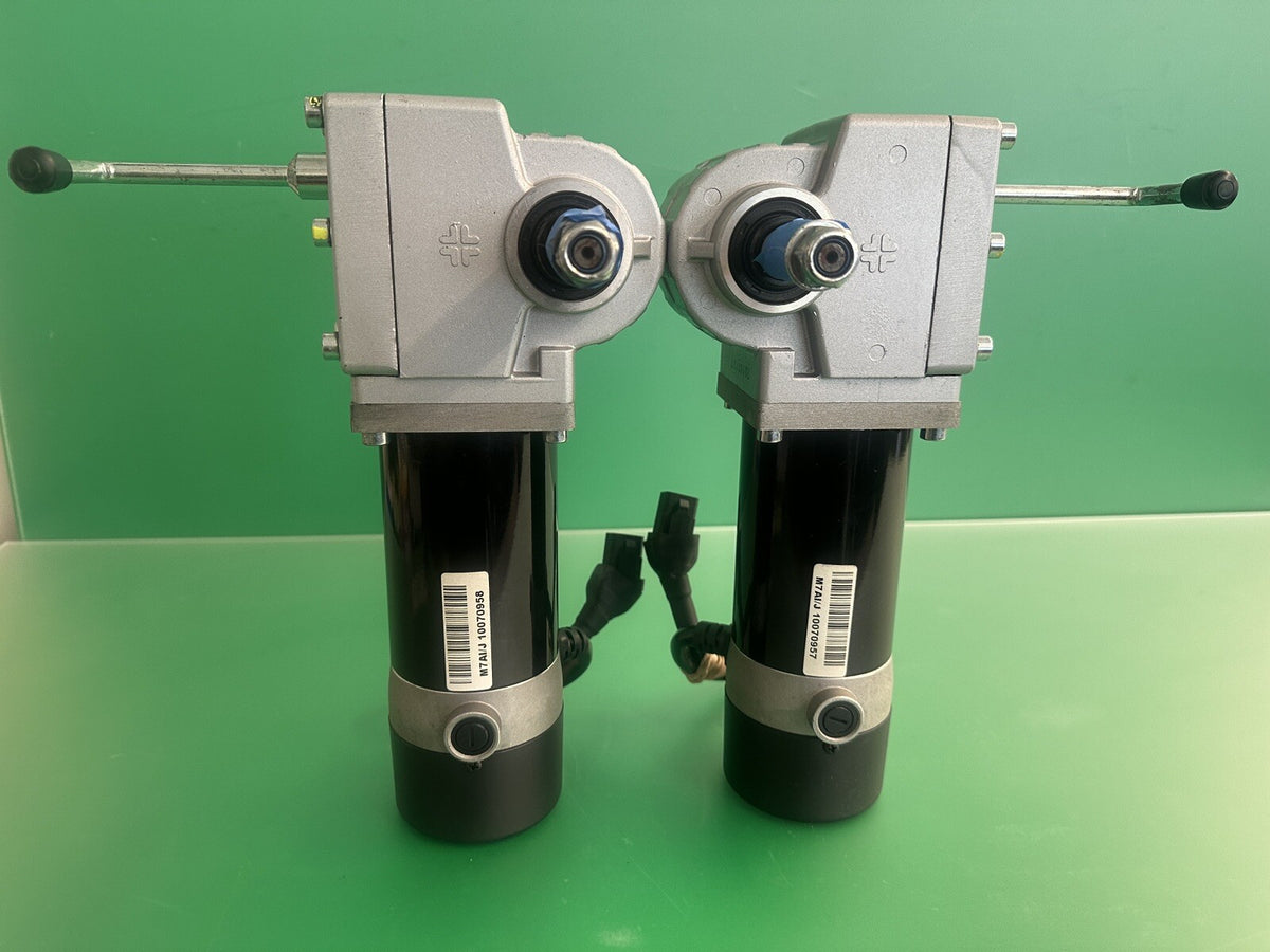 Left & Right Motors for the Rascal 320 PC Power Wheelchair P32015ARMUE #i605