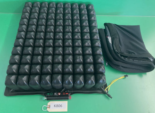 2021 Roho Air Cushion w/ Pump & Cover  17.75" X 20.25"X 4.25" QS911C #K806