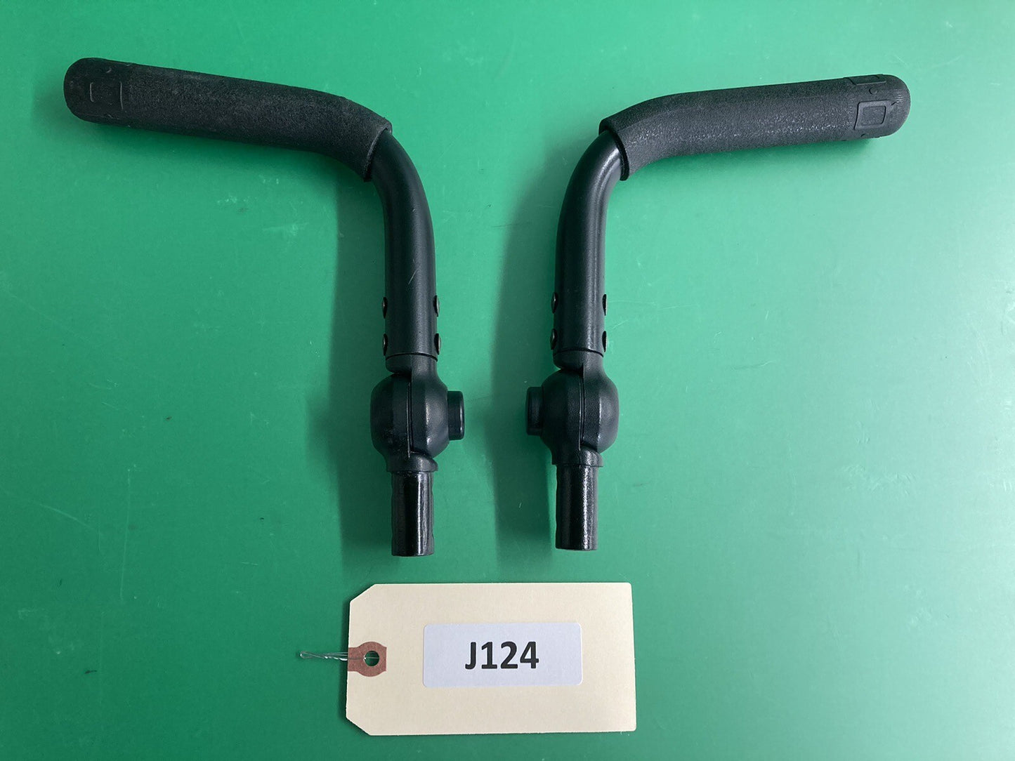 Sunrise Medical Quickie QM-710 Adjustable Push Handles for Power Wheelchair J124