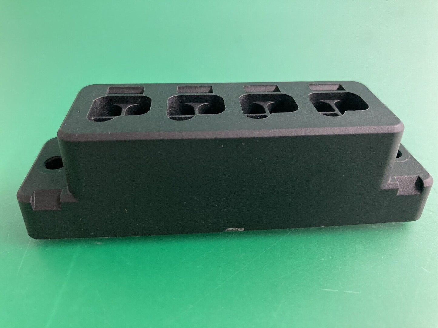 Dynamic LiNX 4 Port Bus Cable Block for Power Wheelchairs #J139