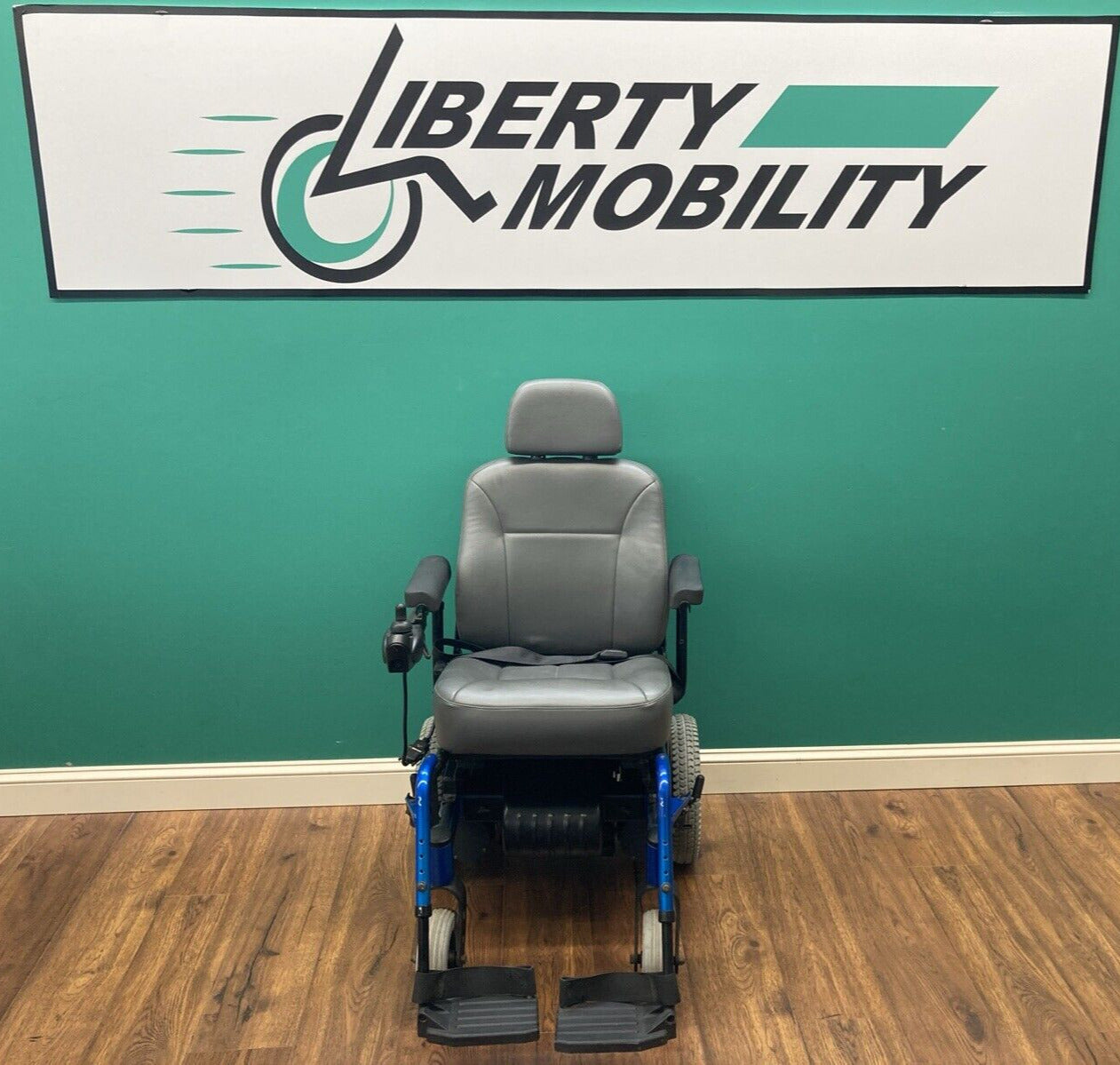 Invacare Torque SP Power Wheelchair -Rear Wheel Drive ~300LB Capacity #LM7570