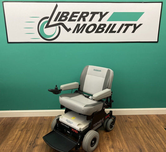 Hoveround XHD Heavy Duty Power Wheelchair  ~450LB Capacity #LM7577