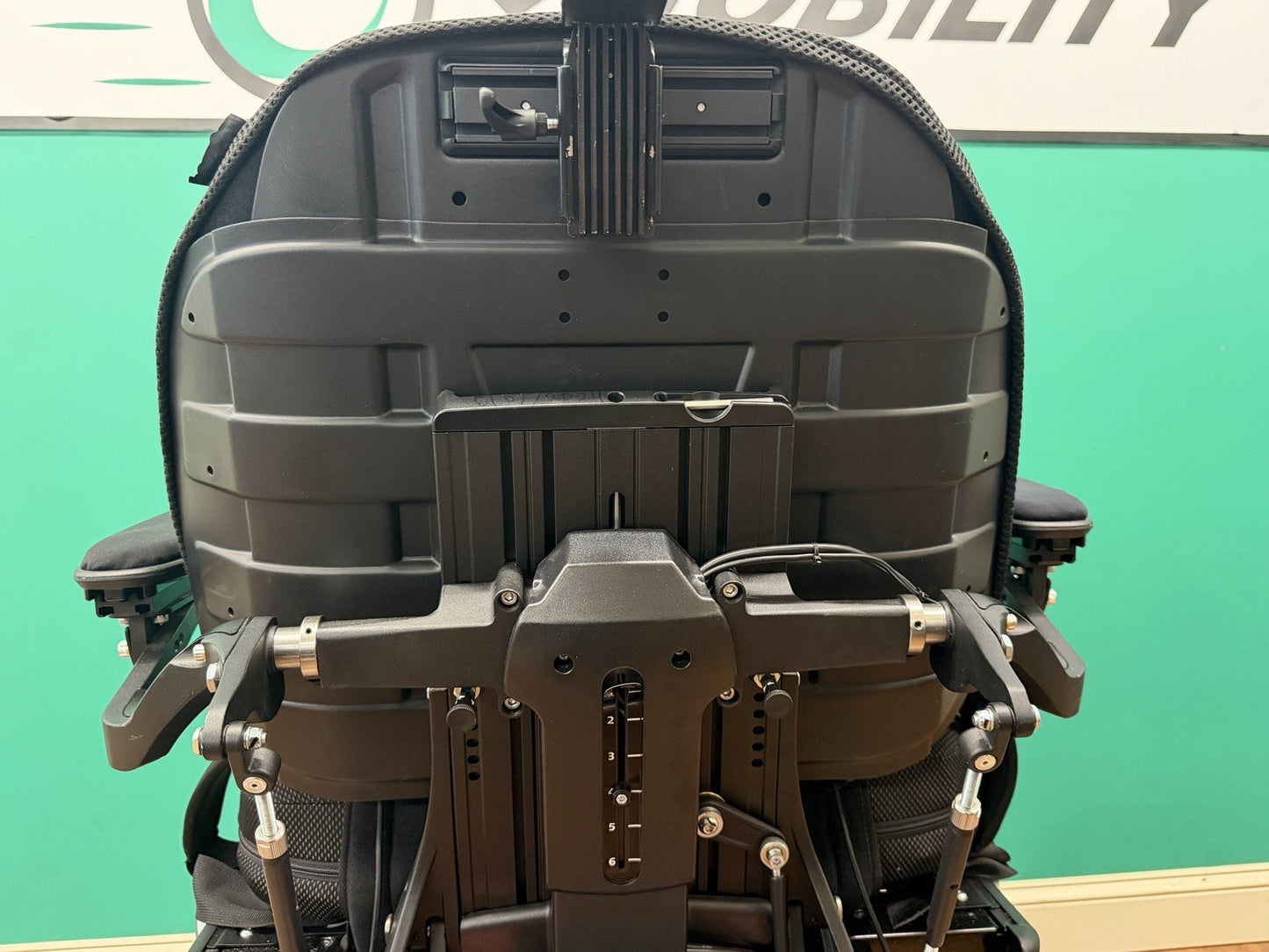 2023 Permobil M300 HD w/Elevate, Tilt, Recline, Legs 450lb cap* 13 Miles* #7615