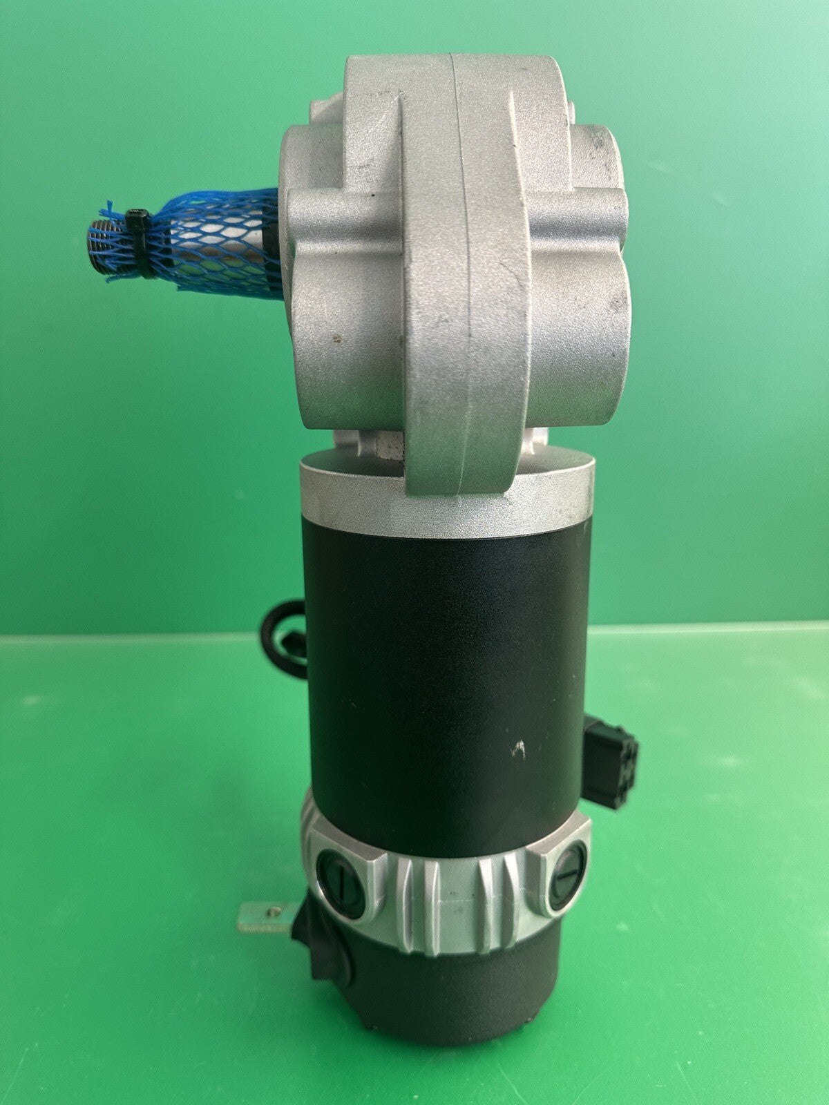 NEW Right Motor Quantum 1450 / Jazzy 1450 DRVASMB7120035 -VR2 Connection* #H773