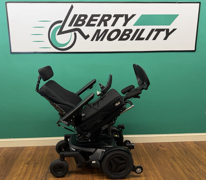 2023 Permobil F3 Wheelchair w/ Power Elevate,Tilt,Recline,Legs LIGHT KIT* 1 MILE
