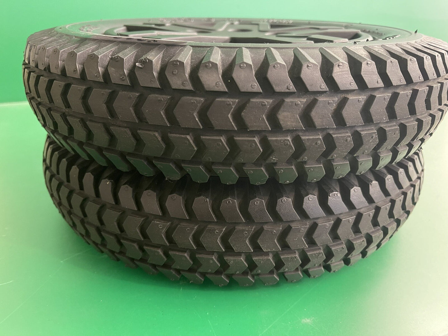 Drive Wheel Assembly for Quantum 4Front & Edge 3 Powerchairs -FULL TREAD* #i318