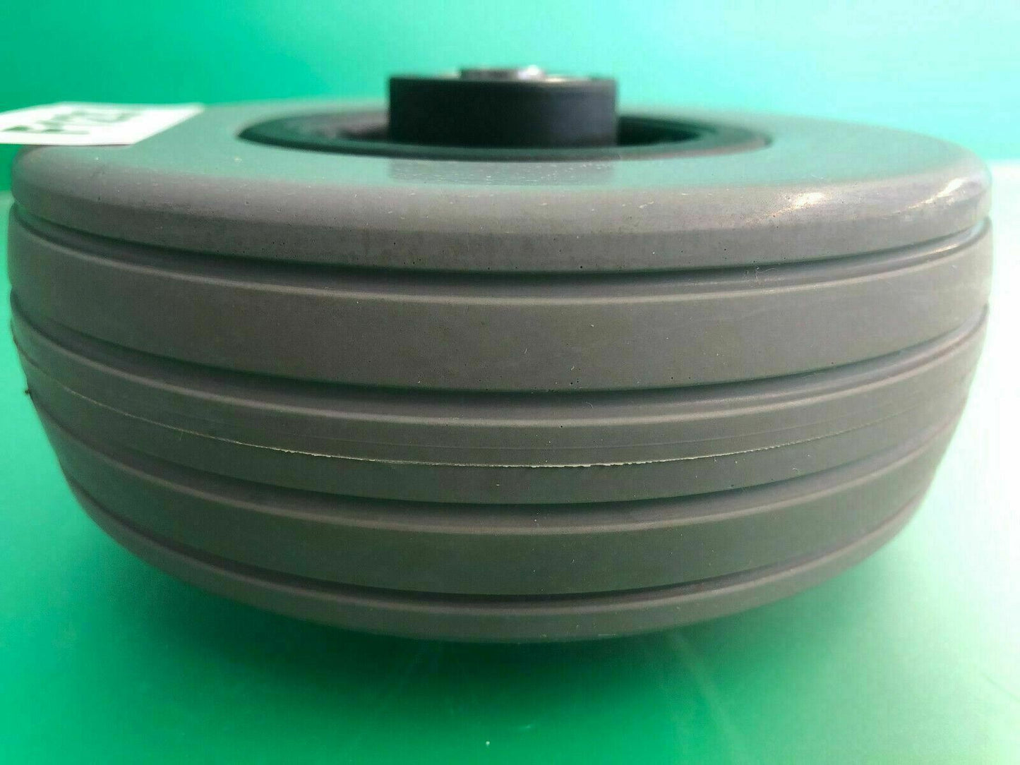 Caster Wheel Assembly for Quantum Q6 Edge Powerchair -Excellent Condition* #F123