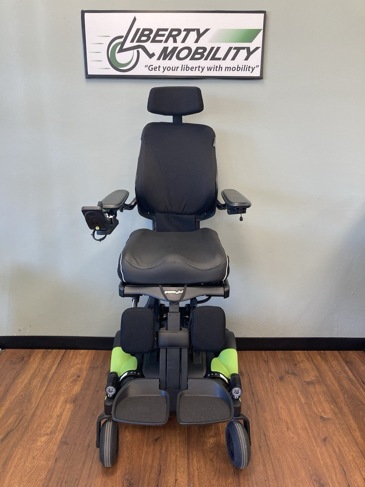 2020 Permobil M3 Wheelchair w/ Power Elevate, Tilt, Recline, Legs & Lights #7628