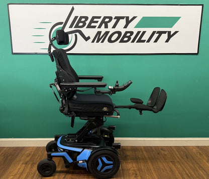 2022 Permobil F3 Wheelchair w/ Power Elevate,Tilt,Recline,Legs LIGHT KIT* LM7588