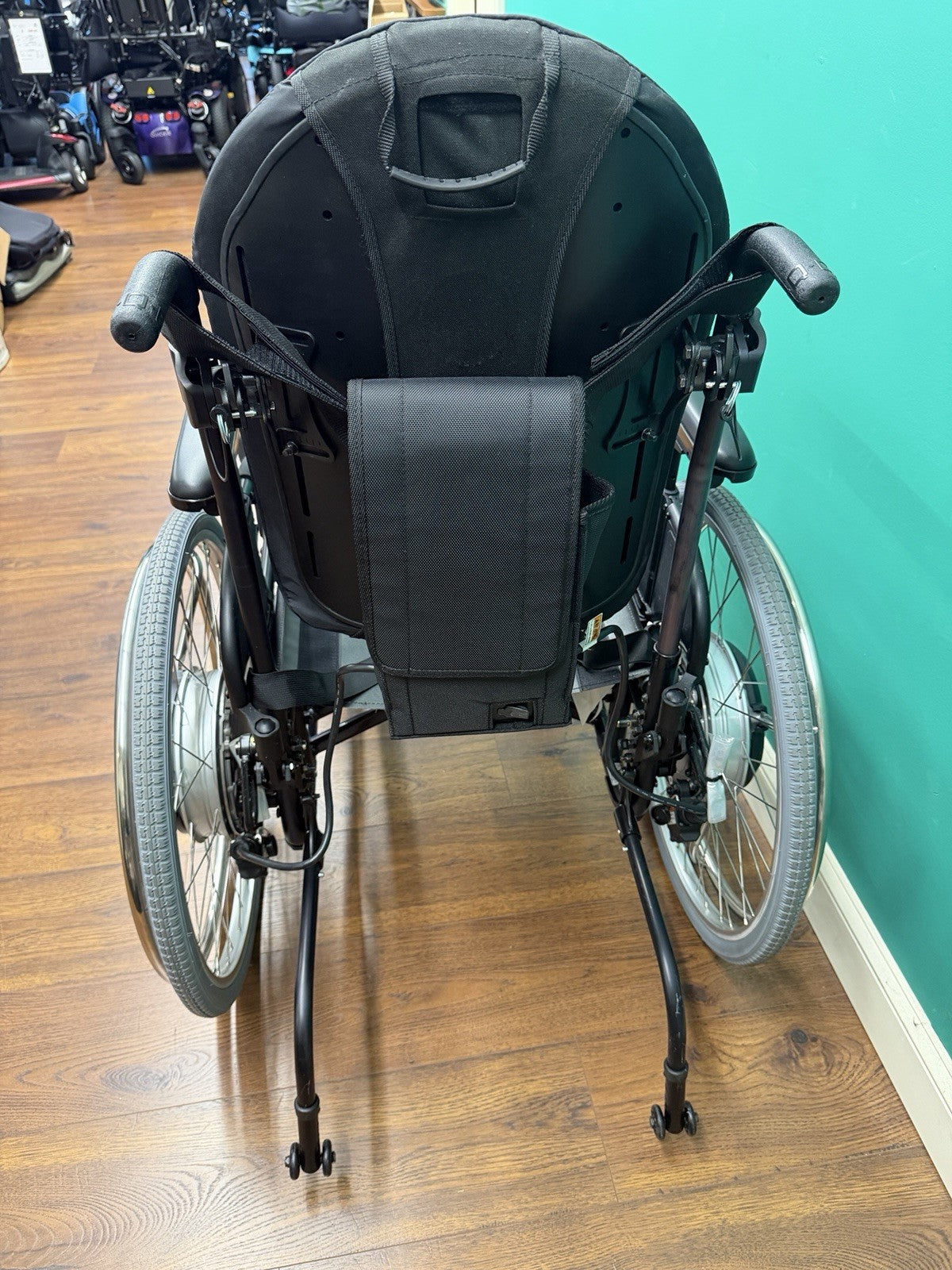 2024 Quickie 2 Wheelchair with Yamaha 24"x1 3/8" Power Assist Xtender Wheels