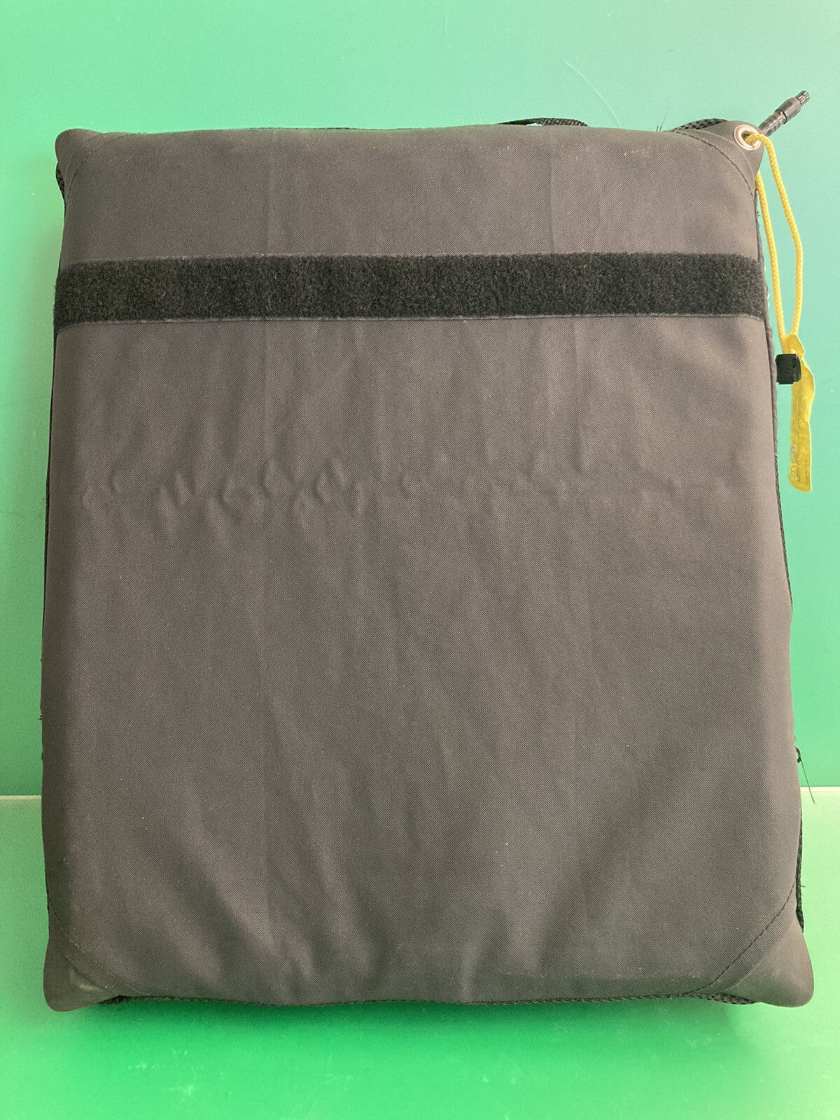 2020 Roho Air Cushion w/ Pump & Cover  16.50" X 20.00"X 4.25" 1R911C #J195