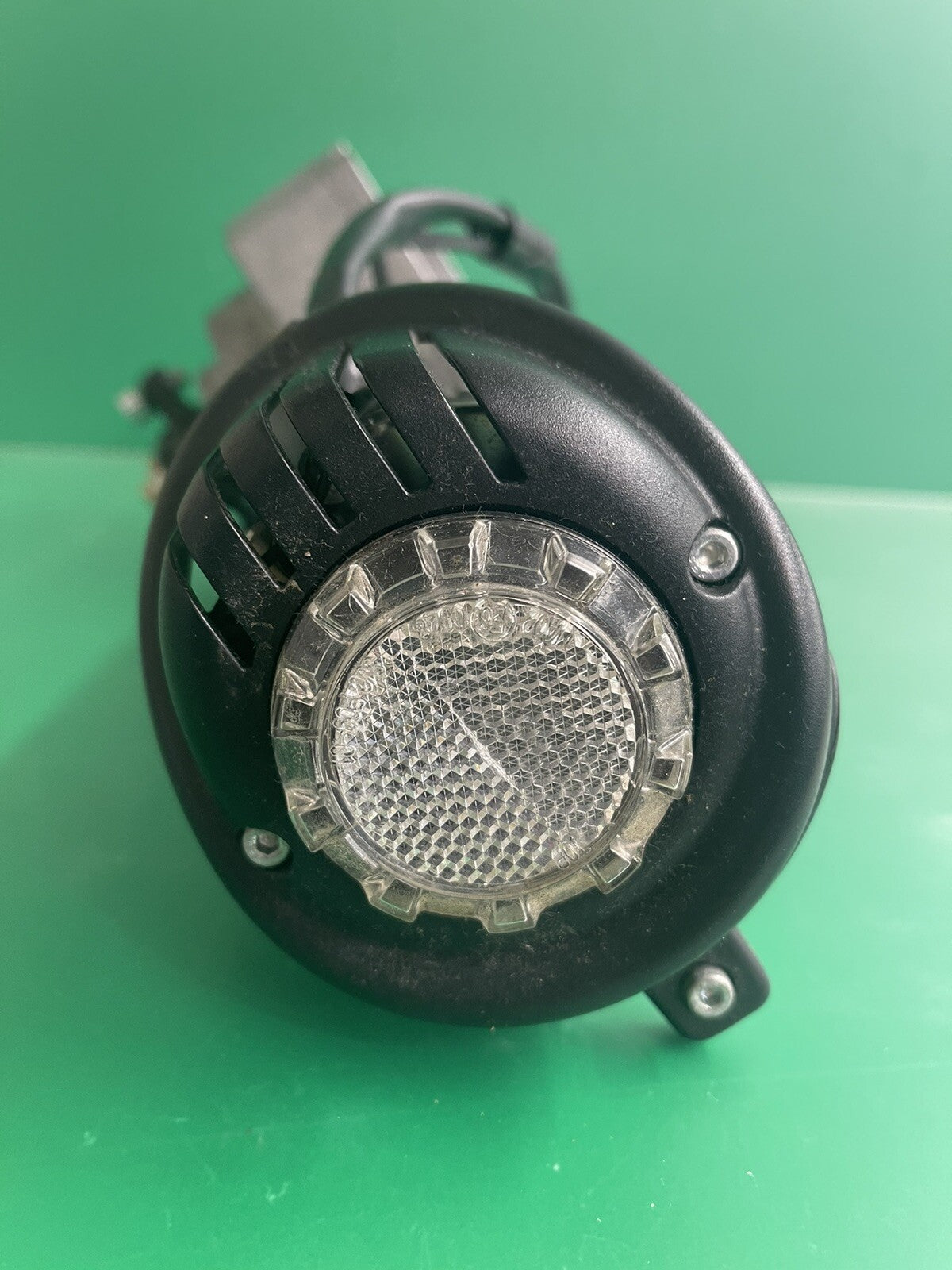 Left Motor for the Permobil M300 1826805 - 313934 -80ZY24-350D-B #i085
