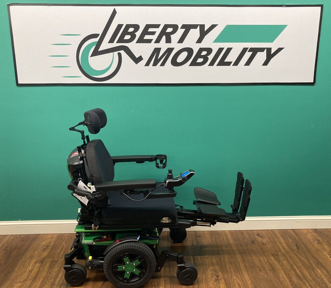 2020 Quantum EDGE 3 Wheelchair w/ Power Tilt,Recline & Footrest 0 miles* #LM7576